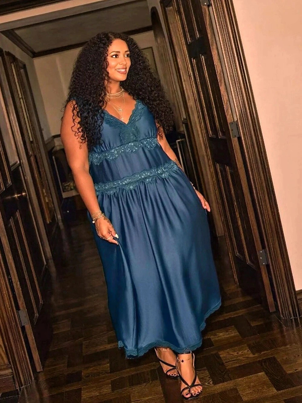 Torrid Festi Drop Waist Lace Trim Maxi Dress Blue 2X (18)